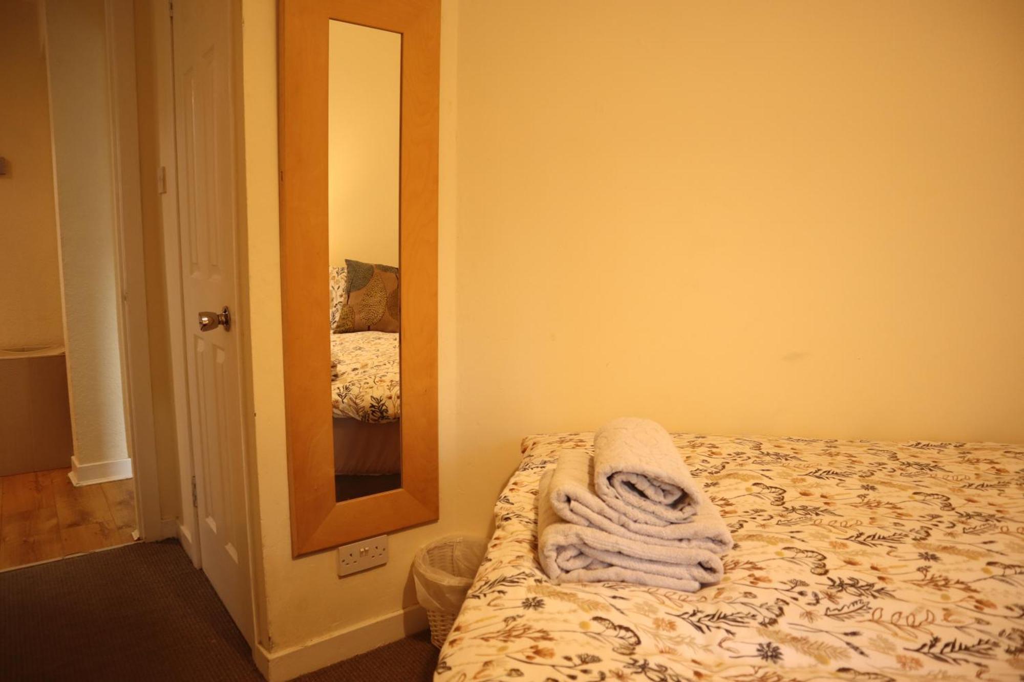 3 Bedrooms Flat In Central Edinburgh Old Town Sleeps 6 Ngoại thất bức ảnh