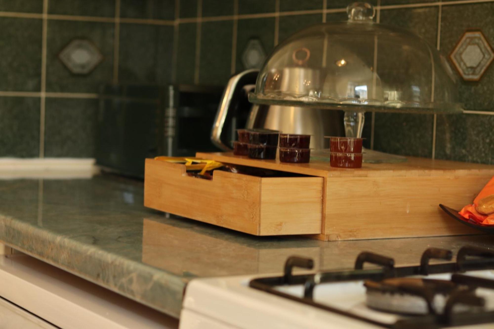 3 Bedrooms Flat In Central Edinburgh Old Town Sleeps 6 Ngoại thất bức ảnh